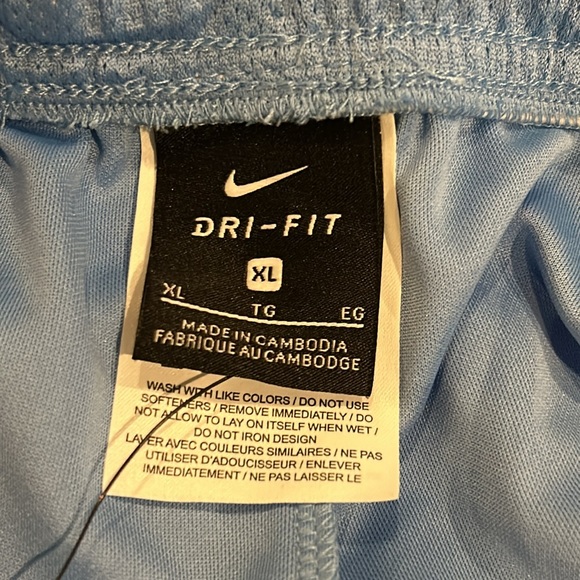 Nike DRI-FIT Soccer Shorts Unisex Youth Soccer Short - Picture 4 of 16